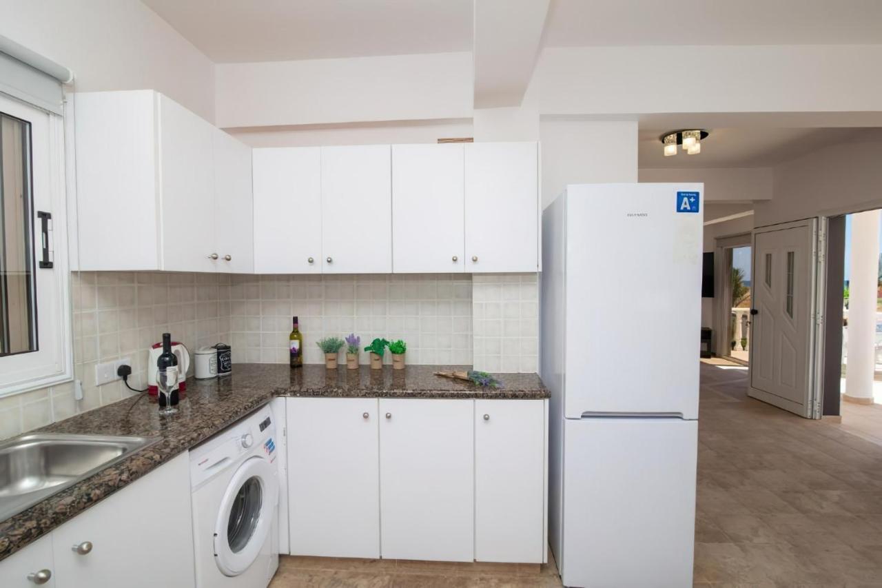 Villa Suncity Boutique Beachfront Αγία Νάπα Εξωτερικό φωτογραφία