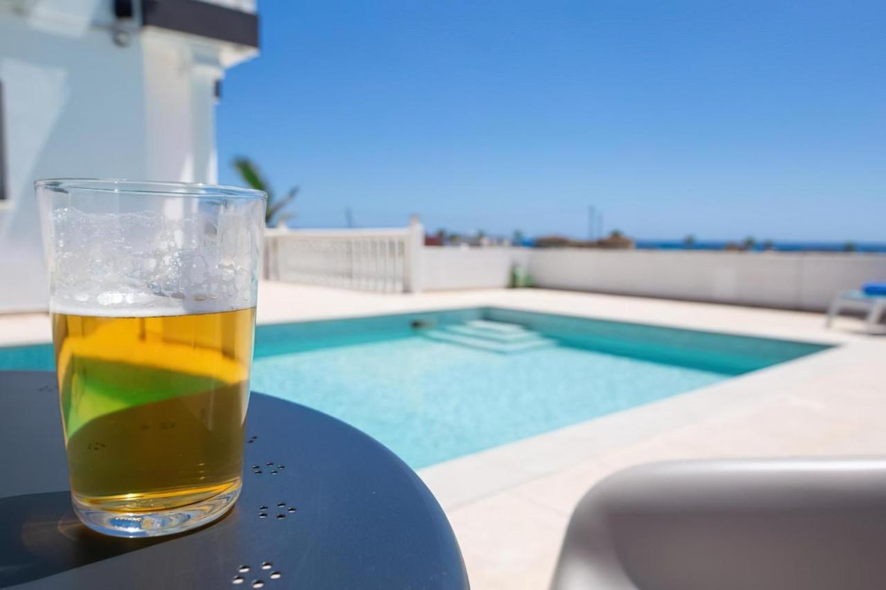 Villa Suncity Boutique Beachfront Αγία Νάπα Εξωτερικό φωτογραφία